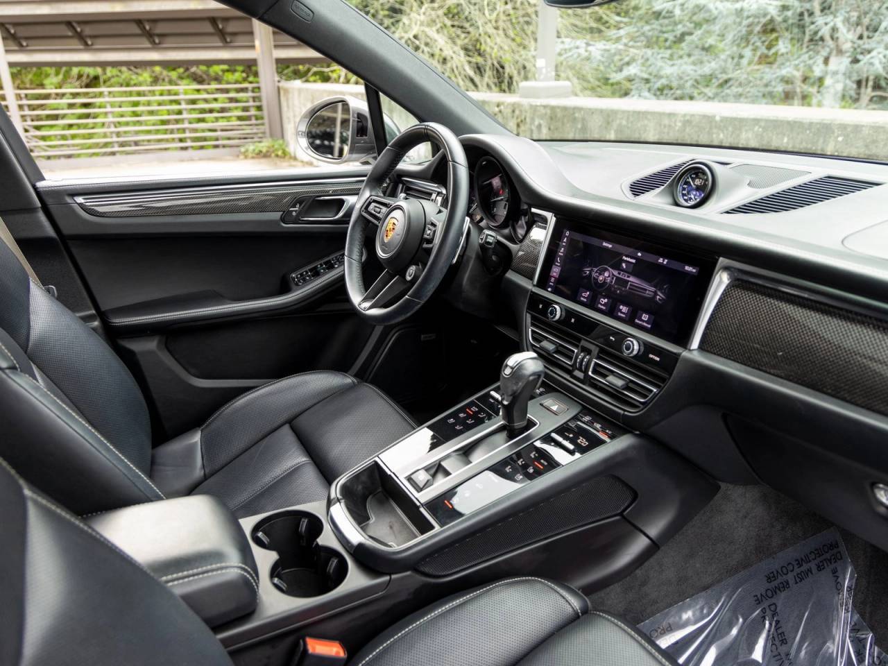 2023 Porsche Macan Macan T (MY23)