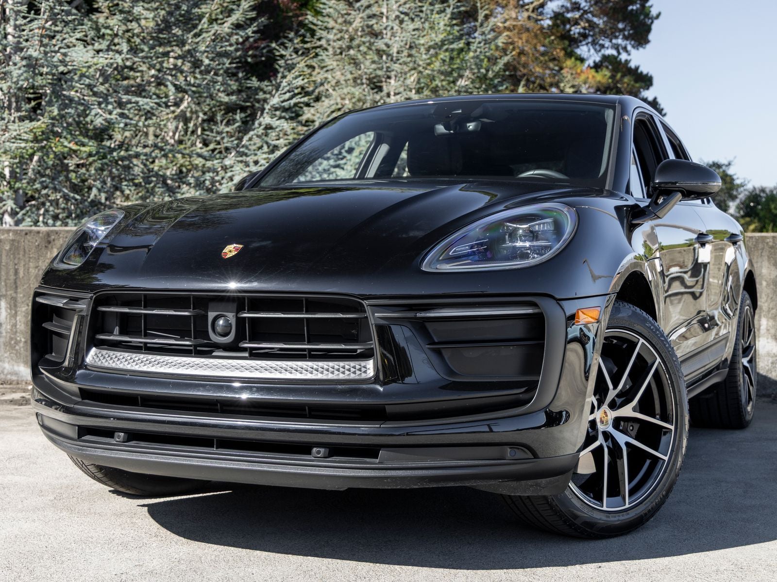 2023 Porsche Macan Base