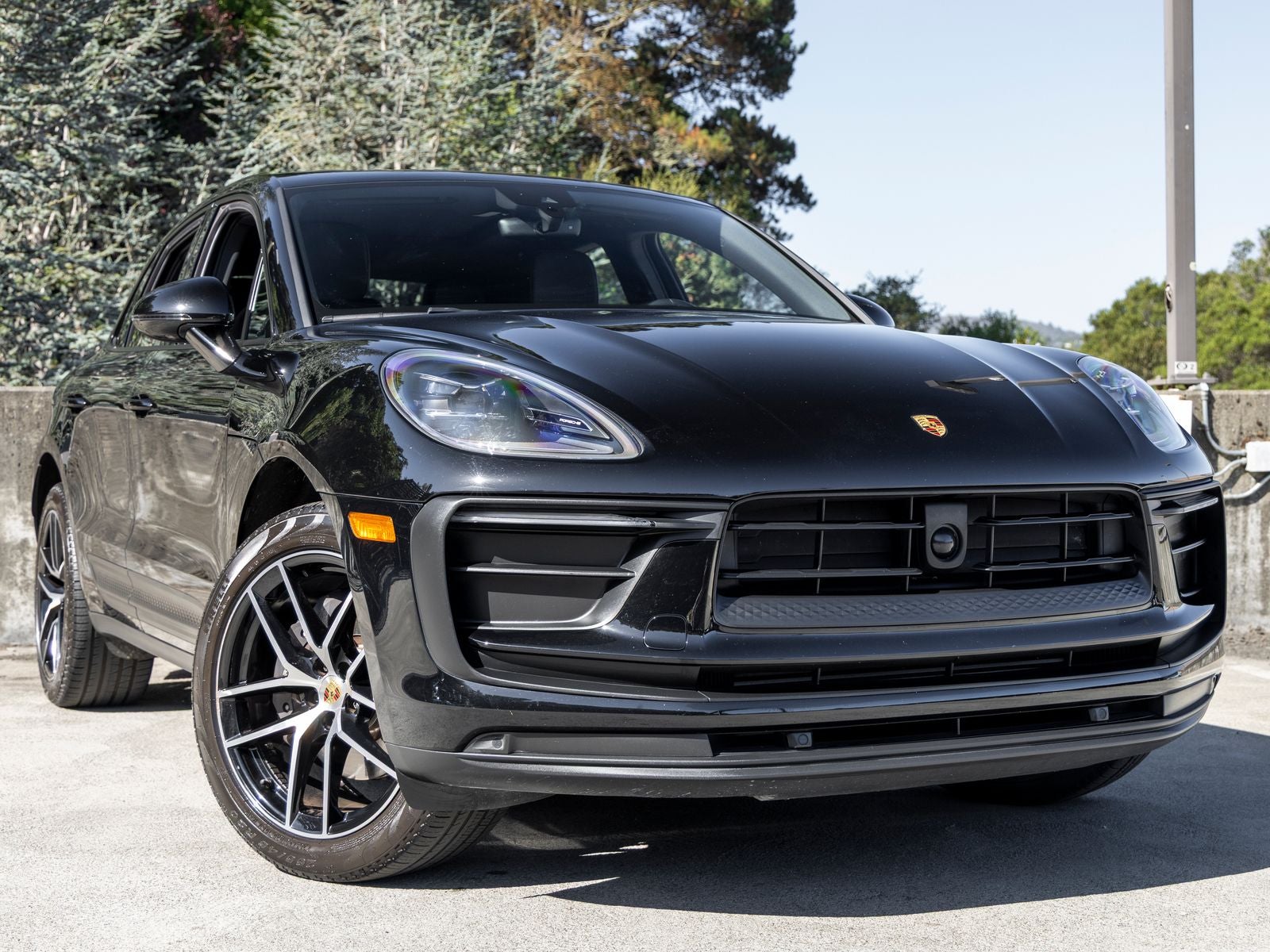 2023 Porsche Macan Base