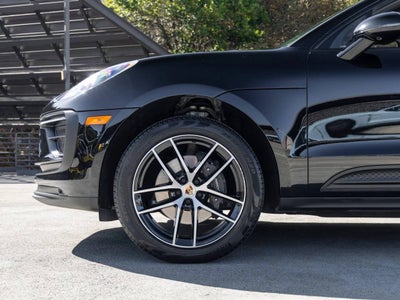 2023 Porsche Macan Macan (MY23)