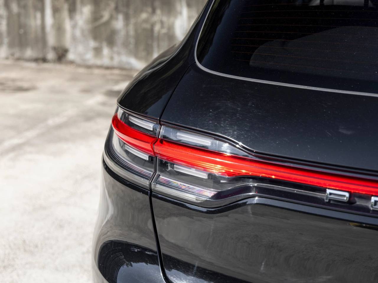 2023 Porsche Macan Macan (MY23)