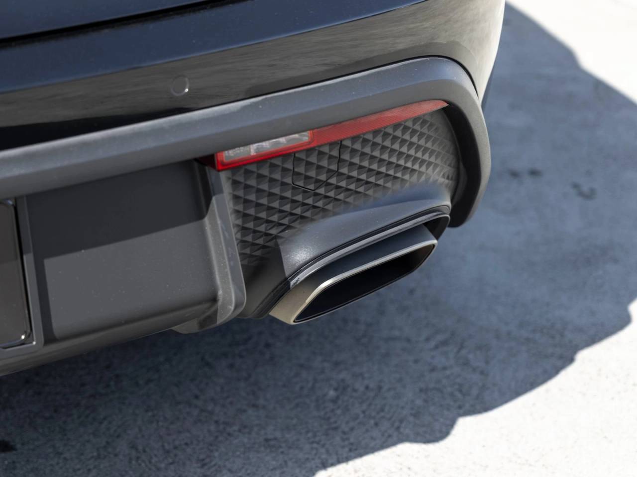 2023 Porsche Macan Macan (MY23)