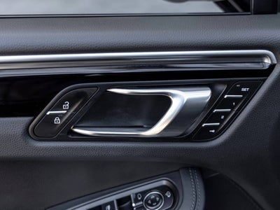 2023 Porsche Macan Macan (MY23)