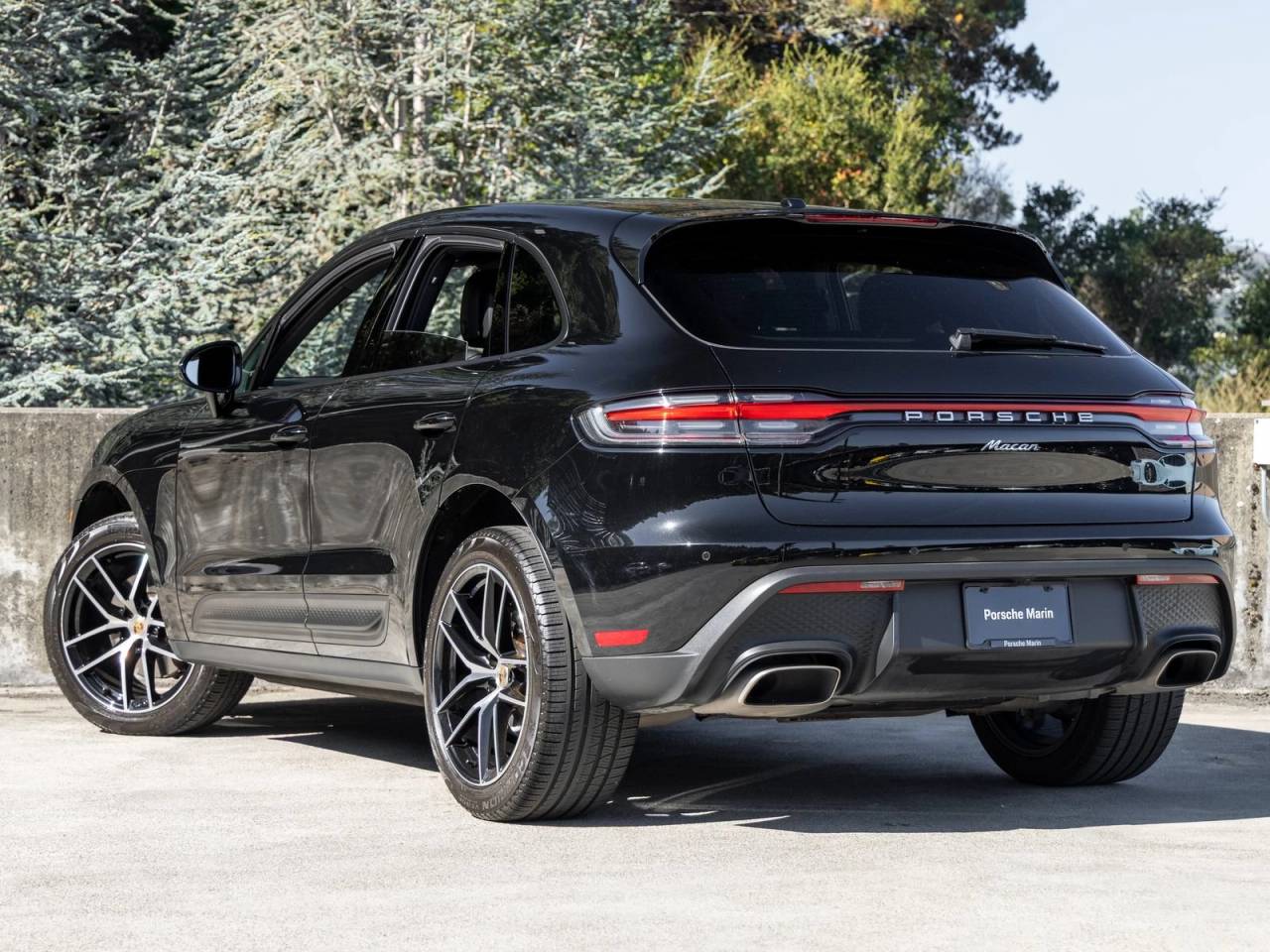 2023 Porsche Macan Macan (MY23)