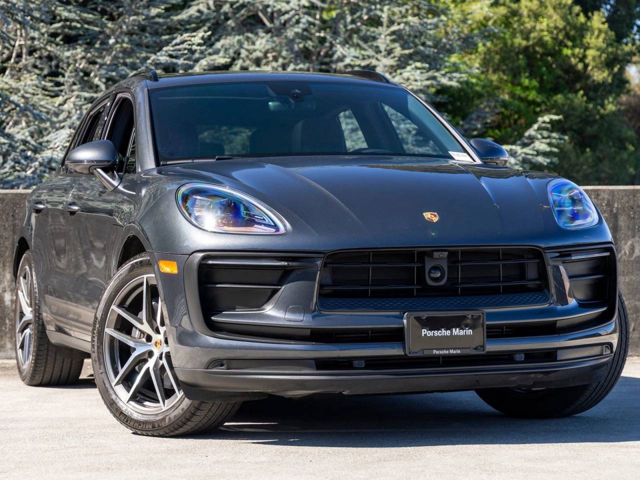 2024 Porsche Macan Base
