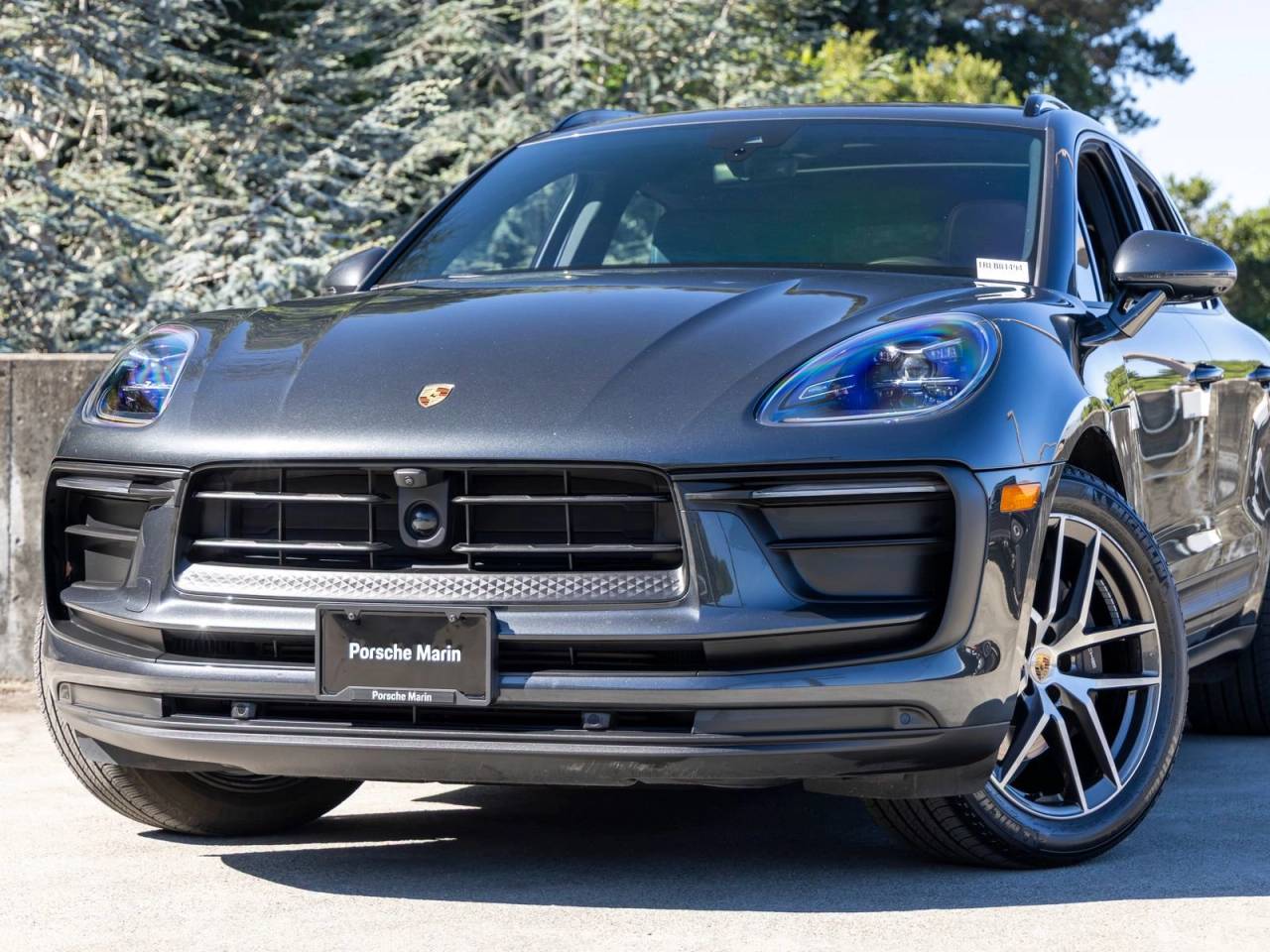 2024 Porsche Macan Base