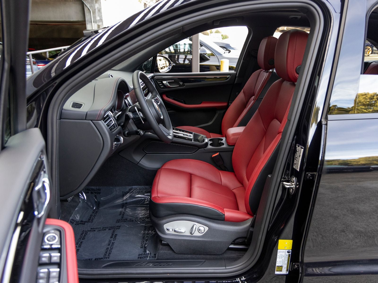 2025 Porsche Macan Macan