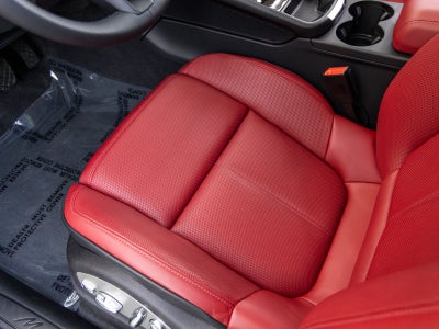 2025 Porsche Macan Macan