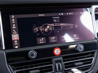 2025 Porsche Macan Macan