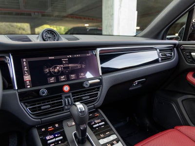 2025 Porsche Macan Macan