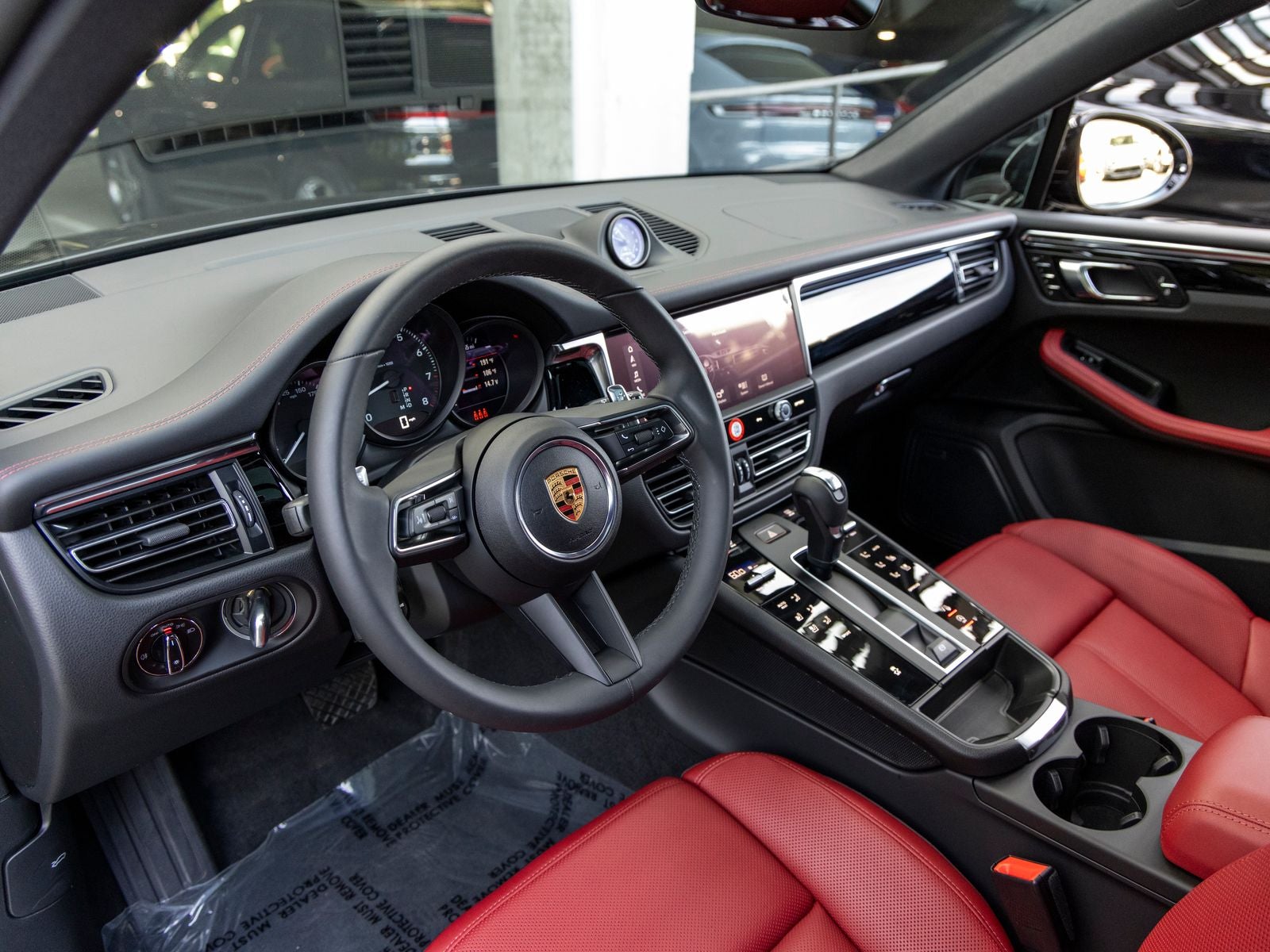 2025 Porsche Macan Macan