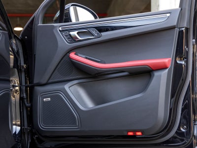 2025 Porsche Macan Macan