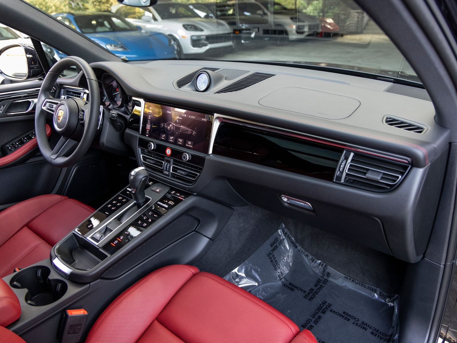 2025 Porsche Macan Macan