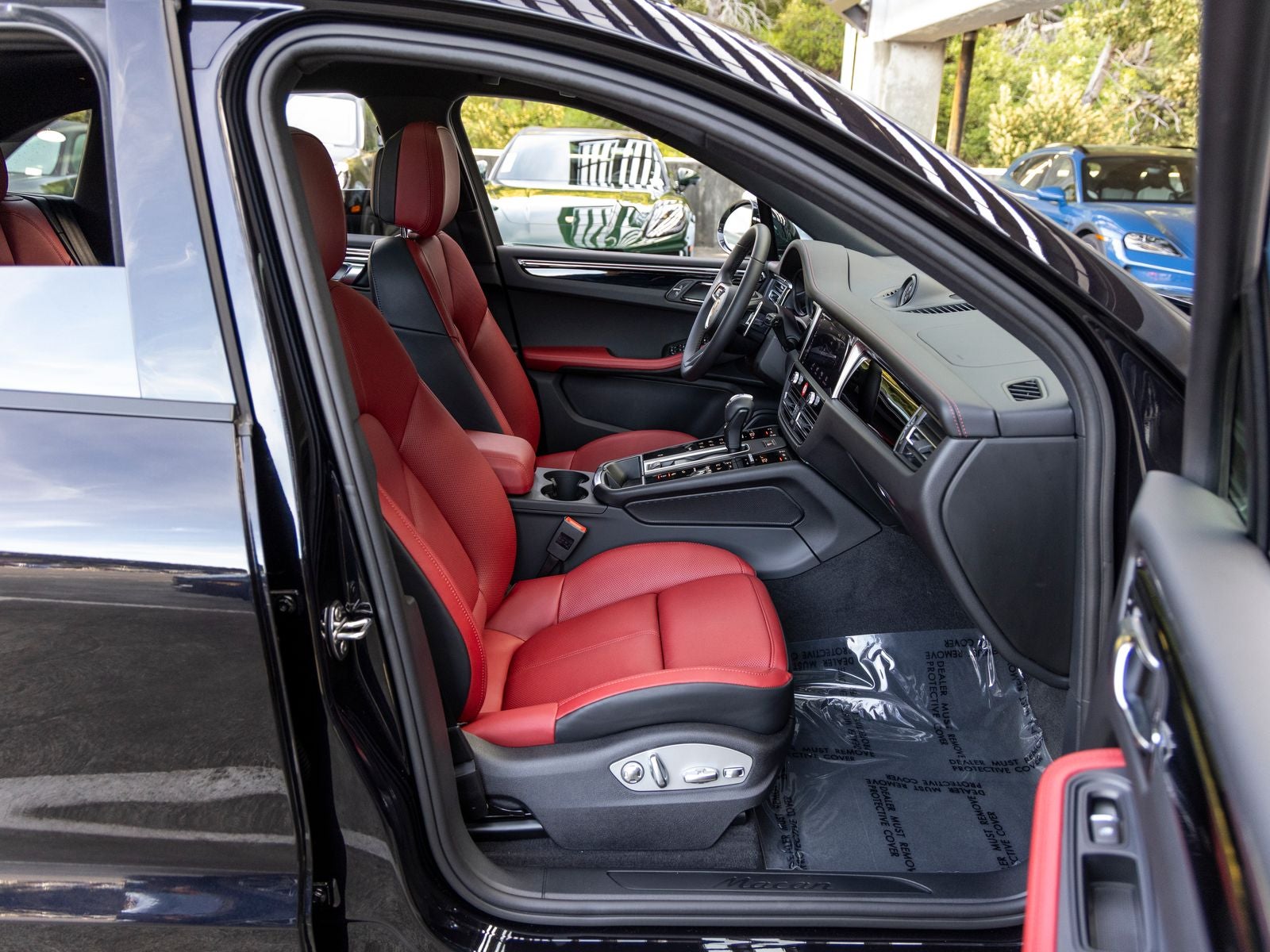 2025 Porsche Macan Macan