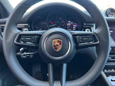 2025 Porsche Macan Macan