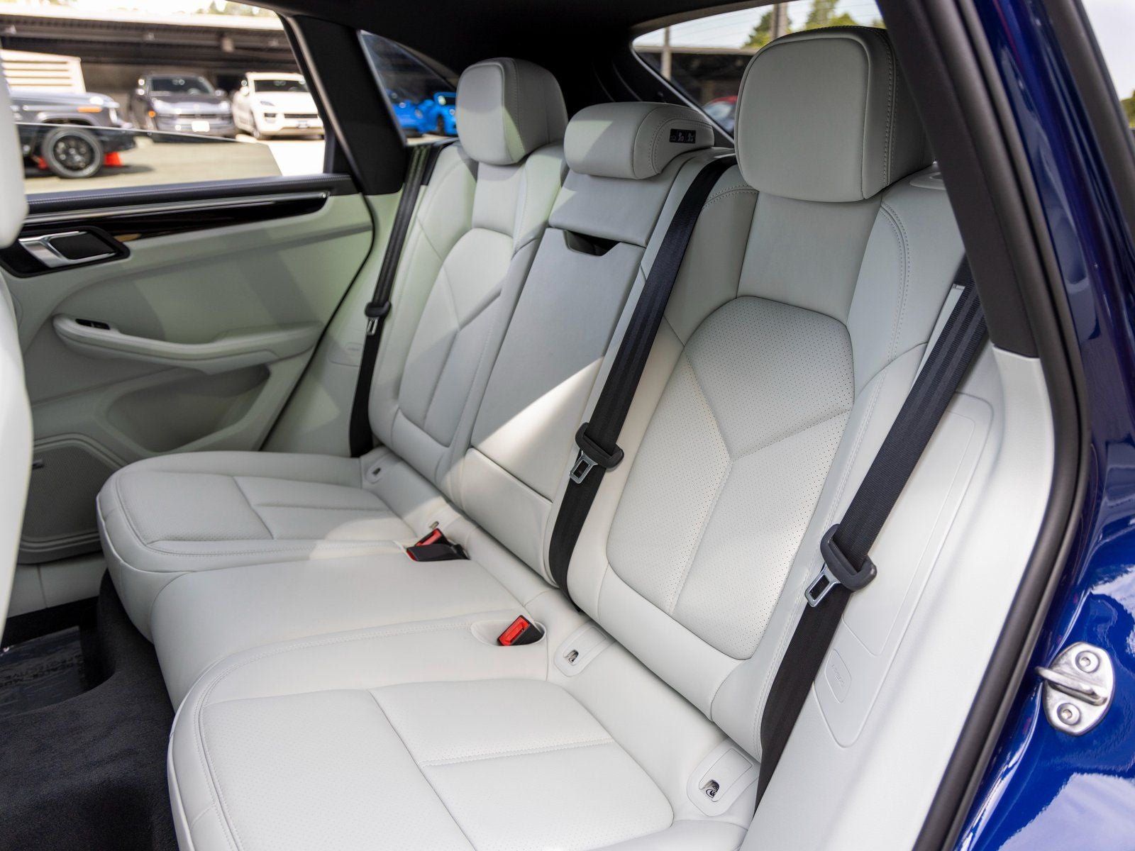 2025 Porsche Macan Macan