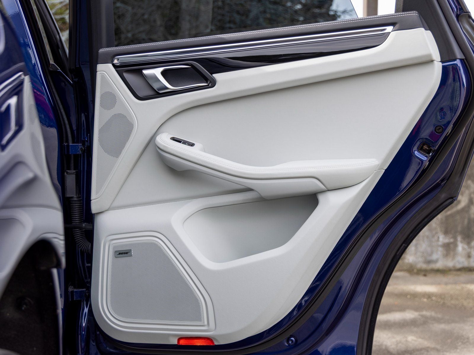 2025 Porsche Macan Macan