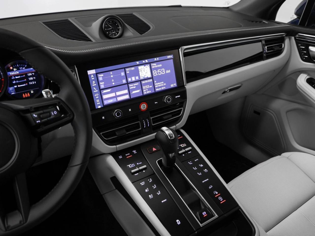 2025 Porsche Macan Macan