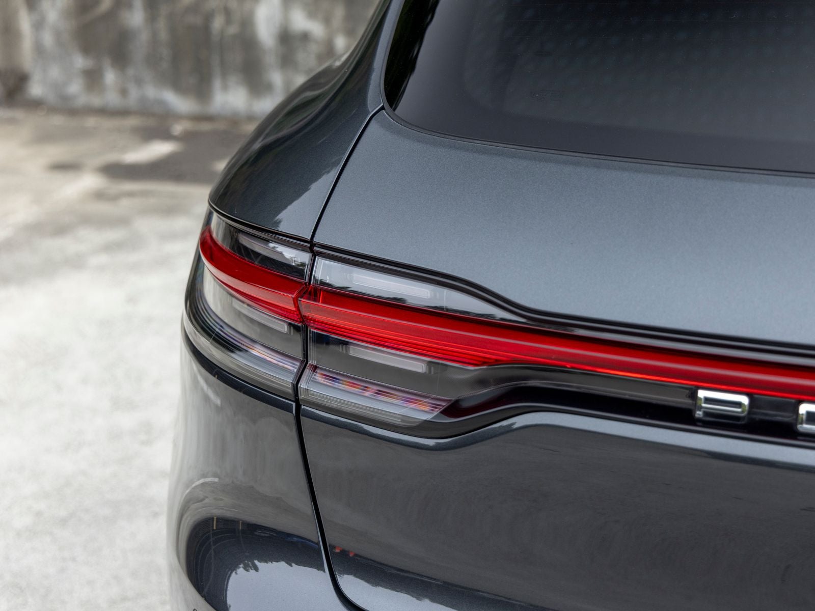 2026 Porsche Macan Base