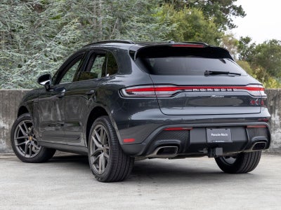 2026 Porsche Macan Base