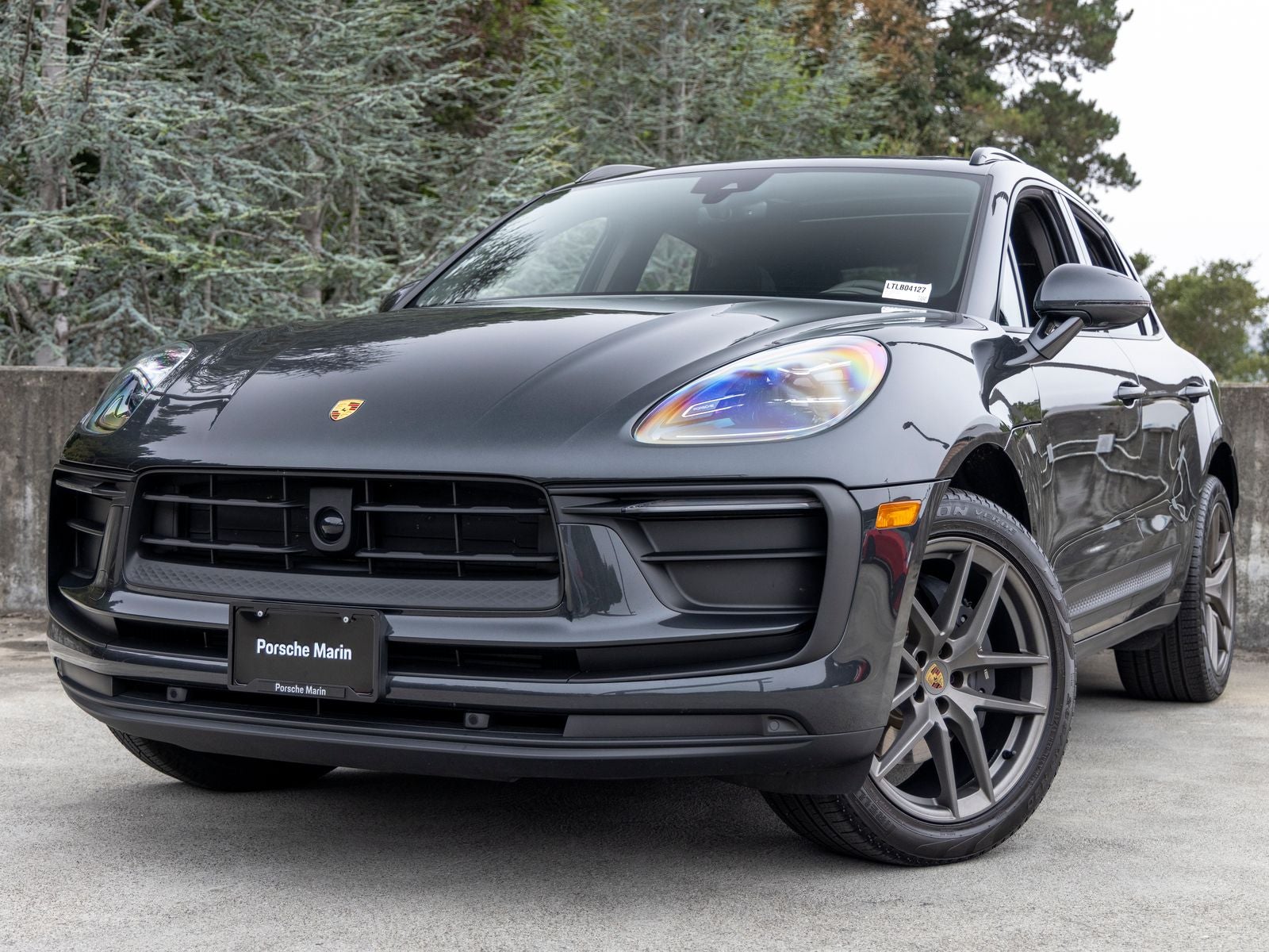 2026 Porsche Macan Base