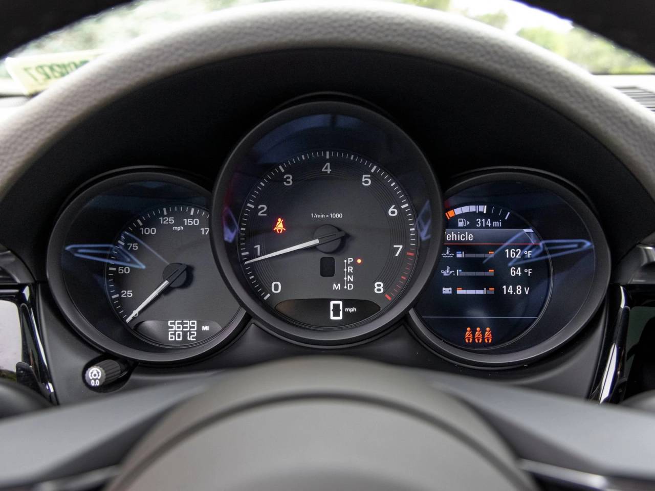 2026 Porsche Macan Base