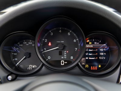 2026 Porsche Macan Base