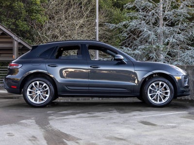 2026 Porsche Macan Macan