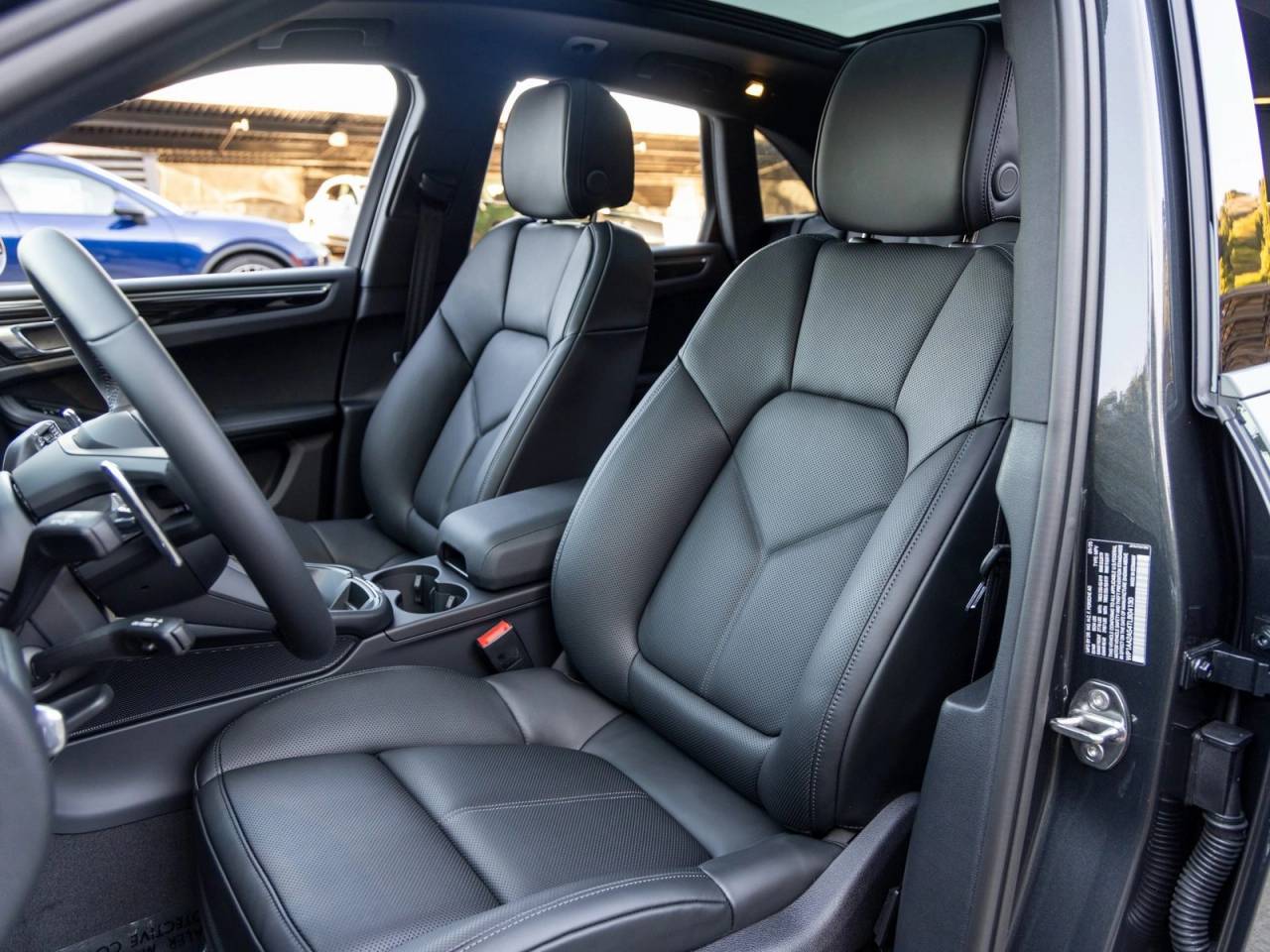 2026 Porsche Macan Macan