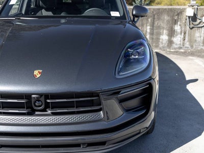 2026 Porsche Macan Macan