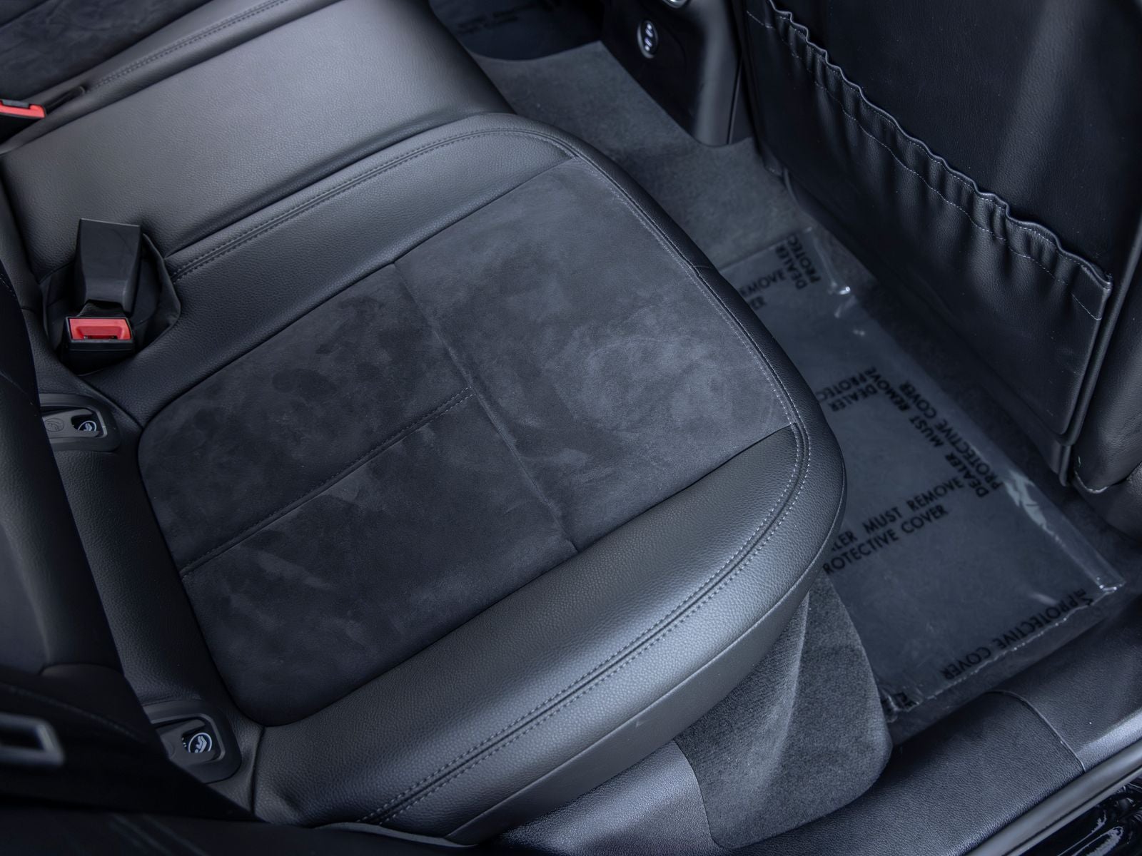 2021 Porsche Macan Macan