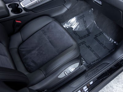 2021 Porsche Macan Macan