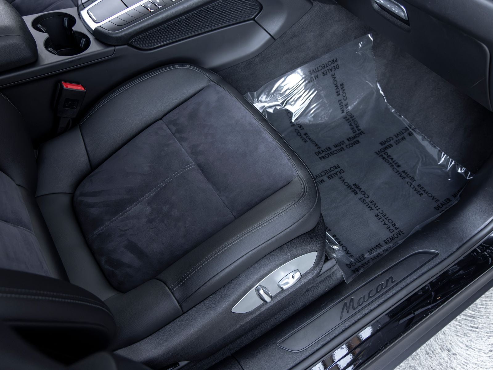 2021 Porsche Macan Macan