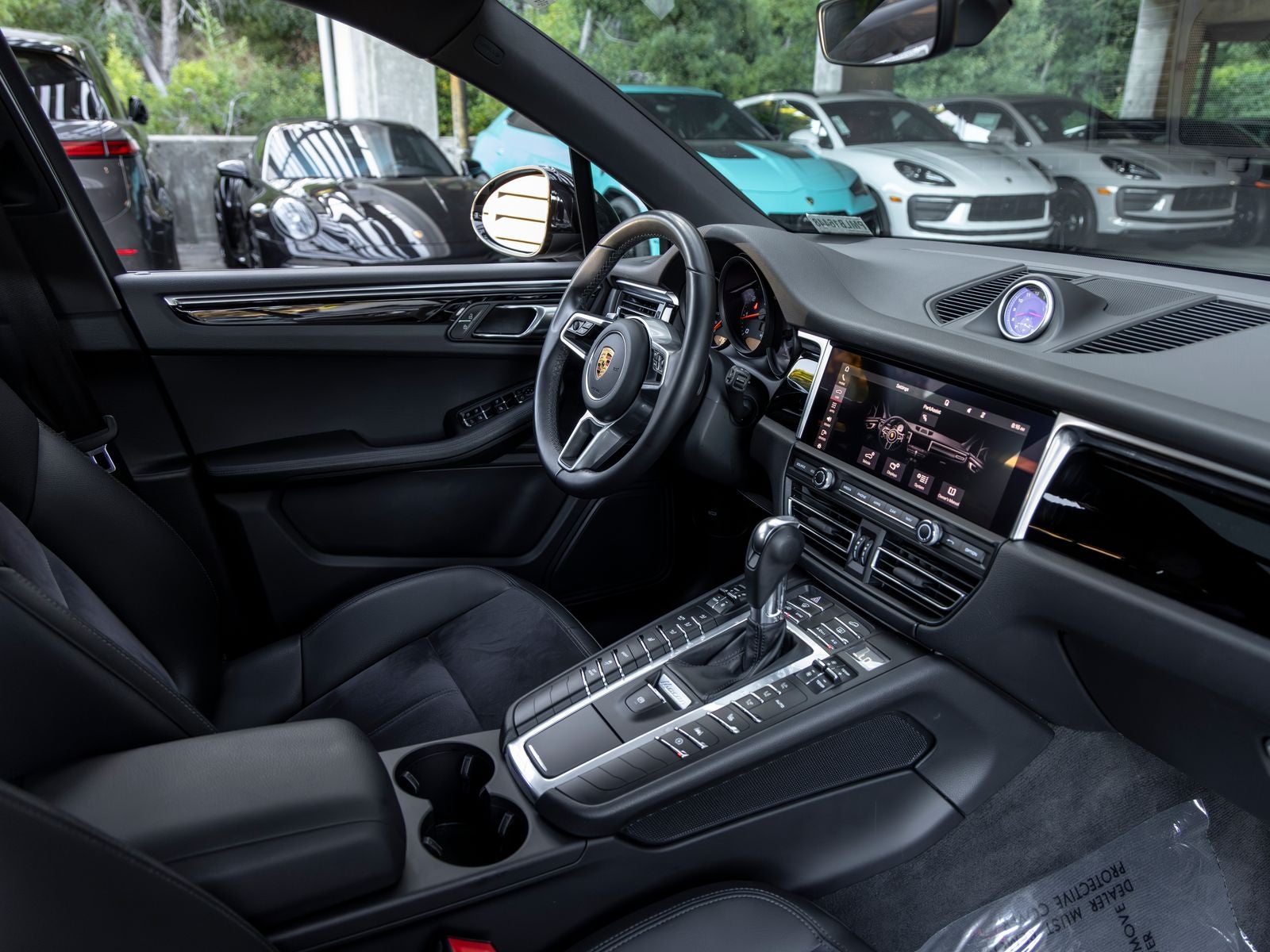 2021 Porsche Macan Macan