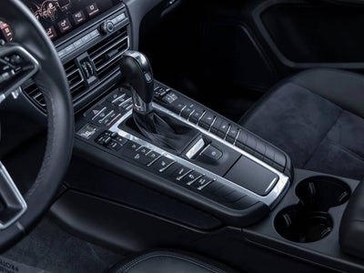 2021 Porsche Macan Macan