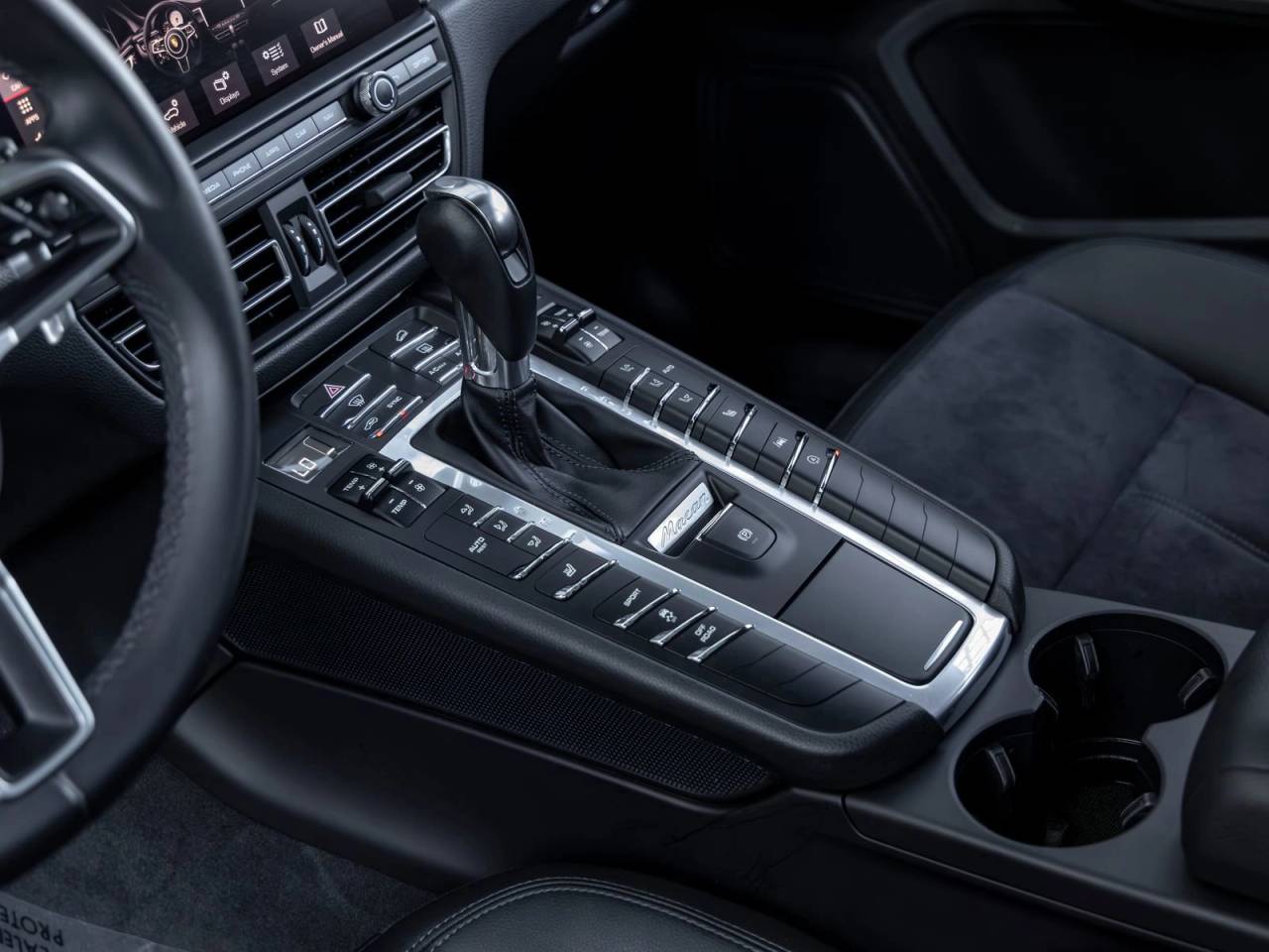 2021 Porsche Macan Macan