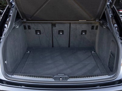 2021 Porsche Macan Macan