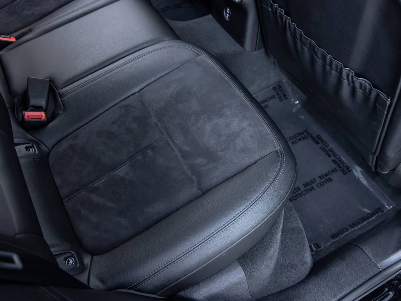 2021 Porsche Macan Macan