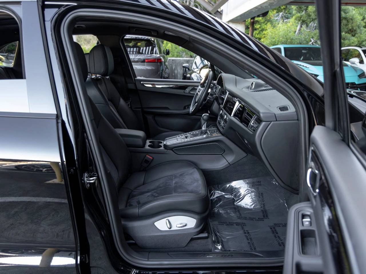 2021 Porsche Macan Macan
