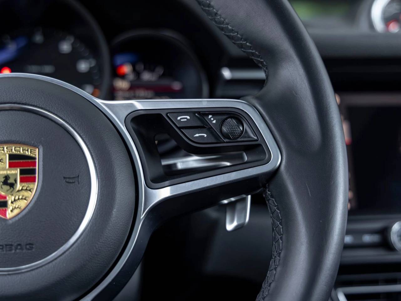2021 Porsche Macan Macan
