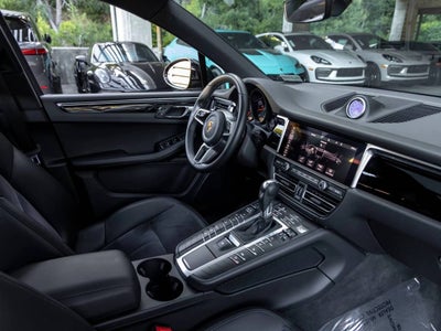 2021 Porsche Macan Macan