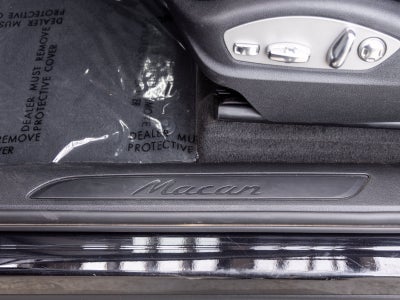 2023 Porsche Macan Macan