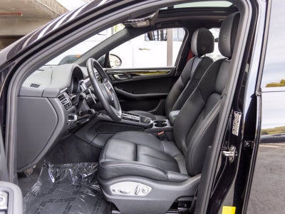 2023 Porsche Macan Macan