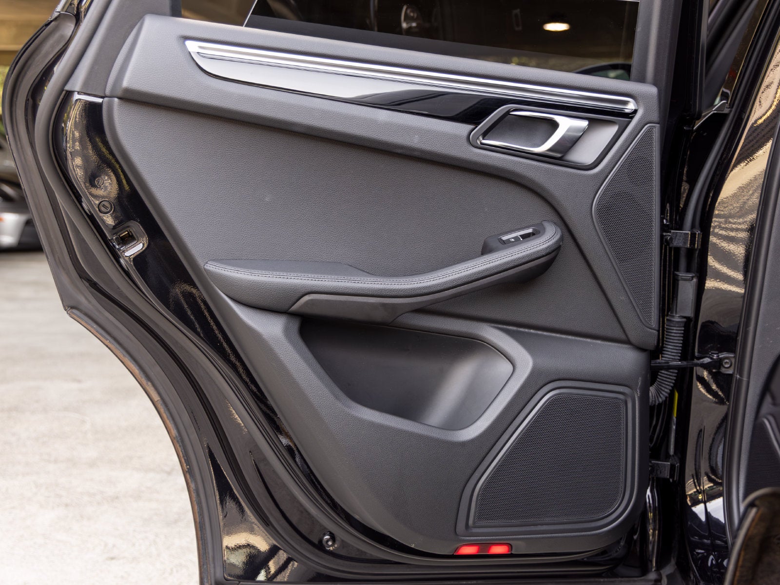 2023 Porsche Macan Macan