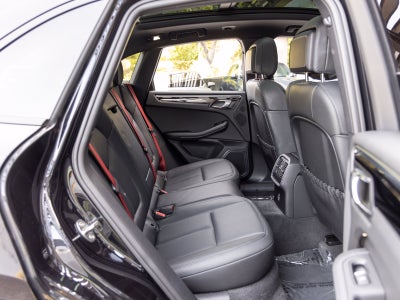 2023 Porsche Macan Macan
