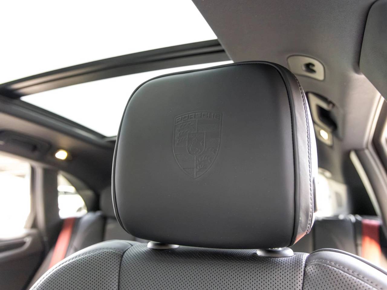 2023 Porsche Macan Macan
