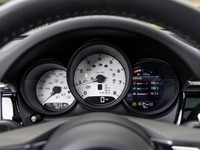 2023 Porsche Macan Macan