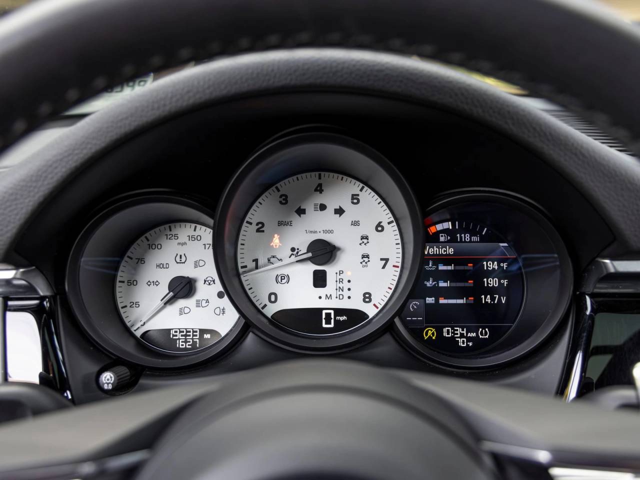2023 Porsche Macan Macan
