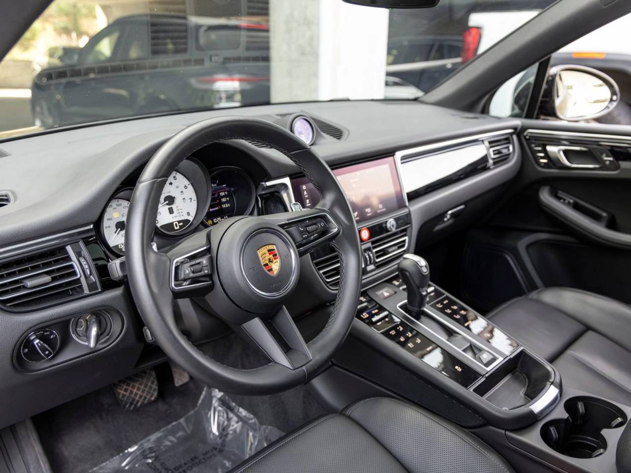 2023 Porsche Macan Macan
