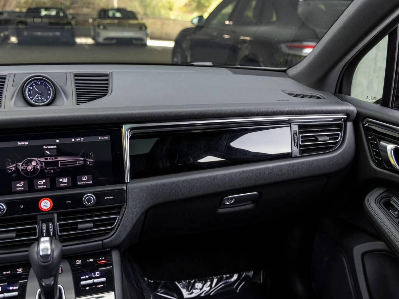 2023 Porsche Macan Macan
